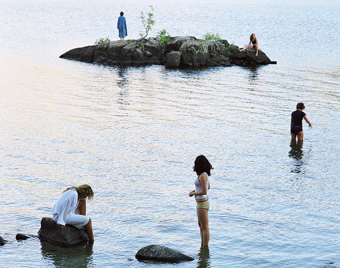 カルメラ・ガルシア《無題（楽園シリーズより）》2003年。©Carmela García