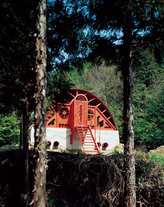 石山修武〈幻庵〉1975年　撮影：新建築社写真部／画像提供：DAAS