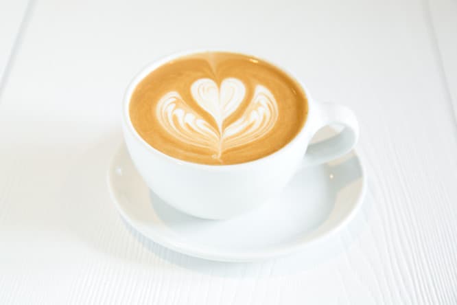 カプチーノ500円。