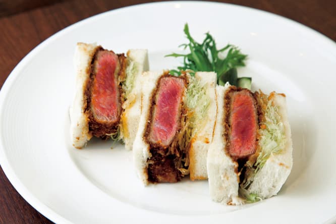 モードを取り入れた洋食店〈目白 旬香亭〉。
