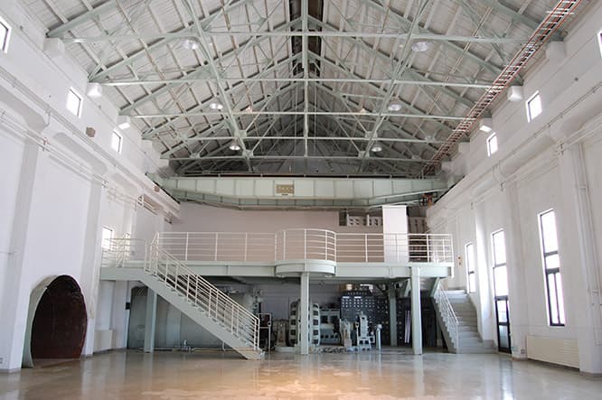 発電所美術館内観 2011年