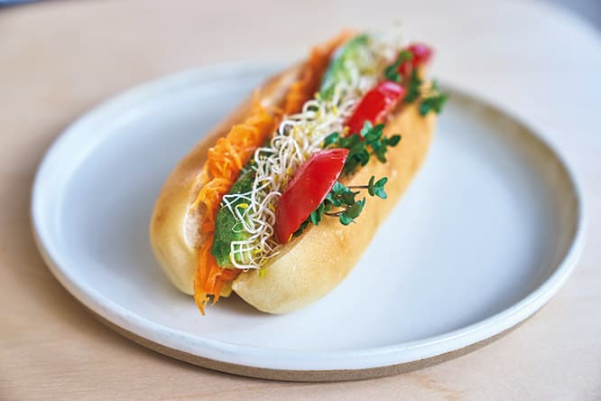 「ROPPONGI」サンドイッチ650円。