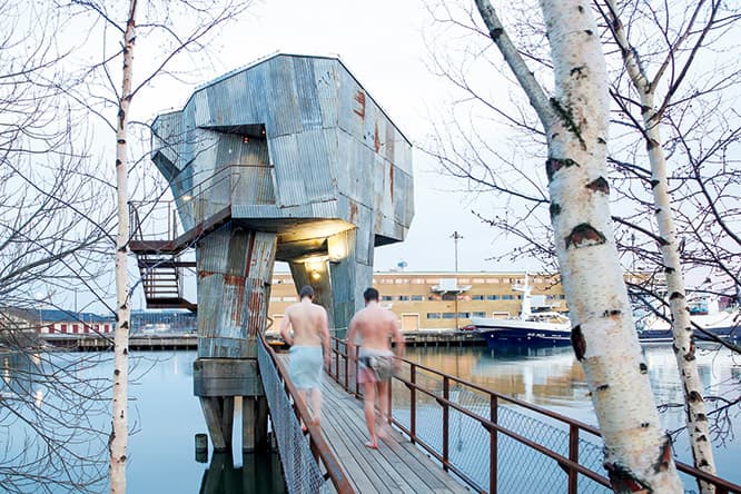 スウェーデン、ヨーテボリの港湾地区の公園化計画の一環で登場したサウナ小屋。