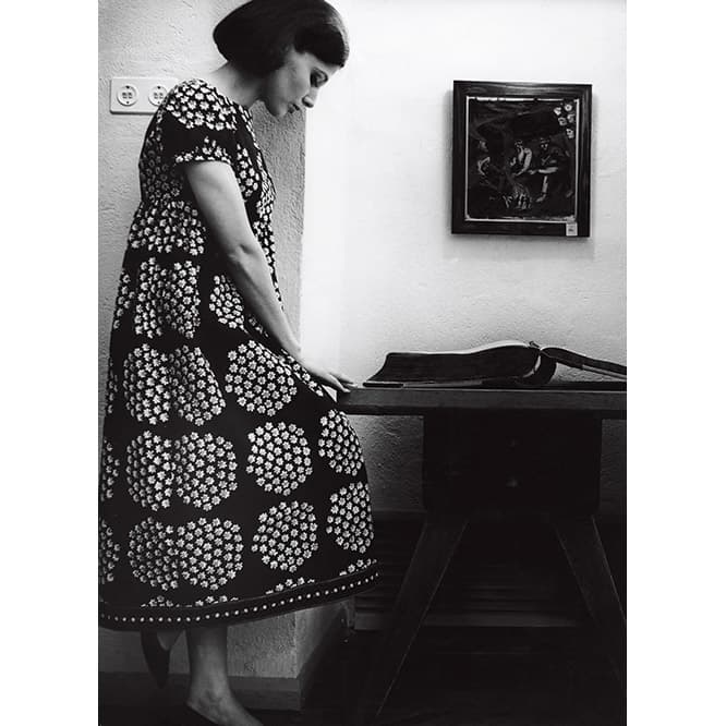 ドレス《カトリッリ》ファブリック《プケッティ》（ブーケ）、服飾・図案デザイン：アンニカ・リマラ、1964年 
Design Museum Archive / Photo: Seppo Saves 
