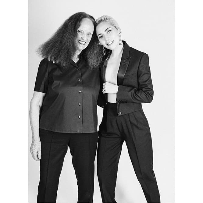 グレース・コディントン（左）とレディー・ガガ。photo_David Sims