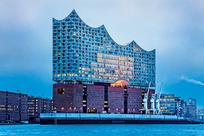 ヘルツォーク＆ド・ムーロンのエルプフィル、ついに完成！｜Hamburg