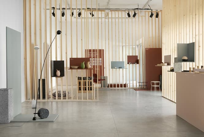 『Structure』展の展示風景。ミラノ市内のヴェントゥーラ・ランブラーテで開催されて好評を得た。　photos by Lasse Fløde
