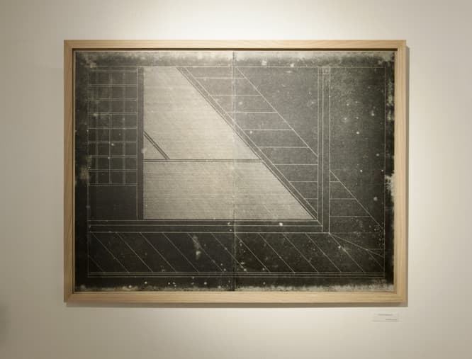 畳を描いた《TATAMI LITHOGRAPHIE 3/3》。白黒反転したリトグラフ作品。