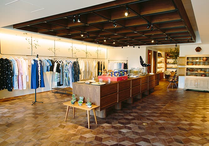 〈ミナ ペルホネン〉の新店〈call〉が提案する特別な日用品。