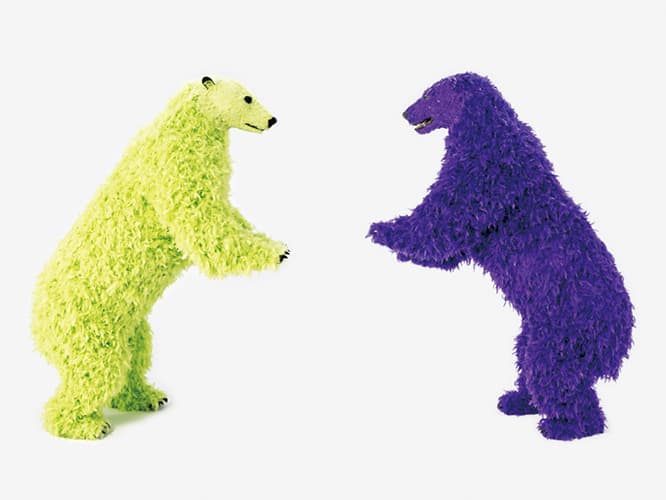 パオラ・ピヴィ《I and I（芸術のために立ち上がらねば）》2014年。
Photo_Guillaume Ziccarelli, Courtesy of the Artist &amp; Perrotin
