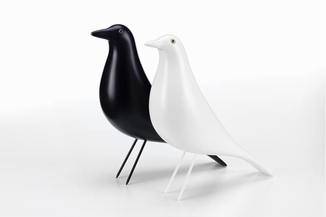 黒と白の２つセットで並べてみるのも。