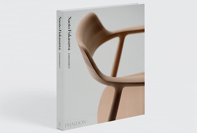 ファイドンから3月末に発売された『Naoto Fukasawa: Embodiment』。
