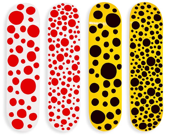 Dots Obsession Skateboard 各26,000円（予定価格）。(c) Yayoi Kusama