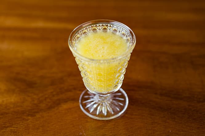 「口直し」はパインジュース。