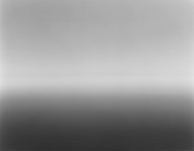 杉本博司《リグリア海、サビオレ》1993年 ゼラチン・シルバー・プリント　©Hiroshi Sugimoto/Courtesy of Gallery Koyanagi