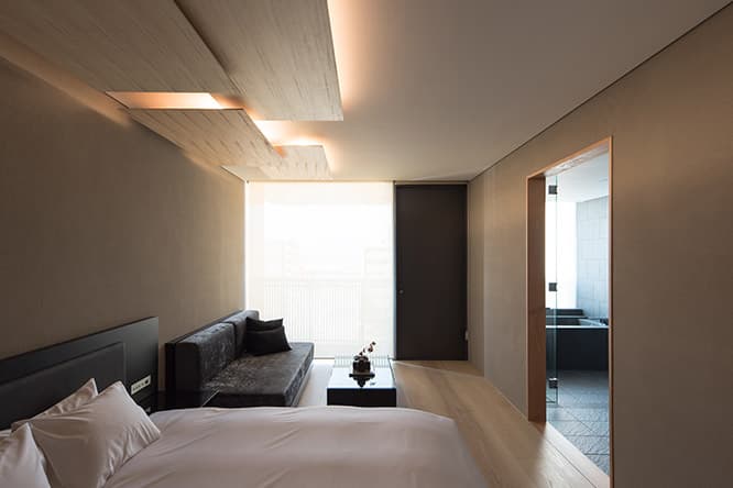 「Deluxe Balcony Room」一泊・朝食つき65,000円〜。