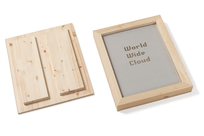 Thomas Ruff (photos), Patrick Bouvet (text), Herzog &amp; de Meuron (case), World Wide Cloud, 2018 (47,5 x 38,5 x 7cm)　Copyright (c) Toluca Éditions