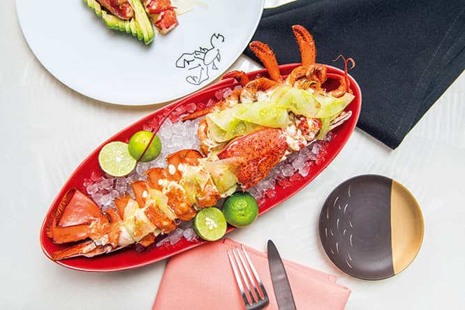 丸ごとロブスター。時価。