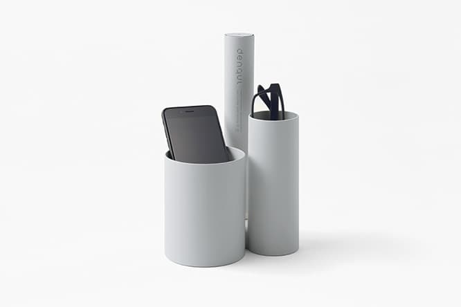 回して充電、〈nendo〉が手がけたスタイリッシュな発電式バッテリー。