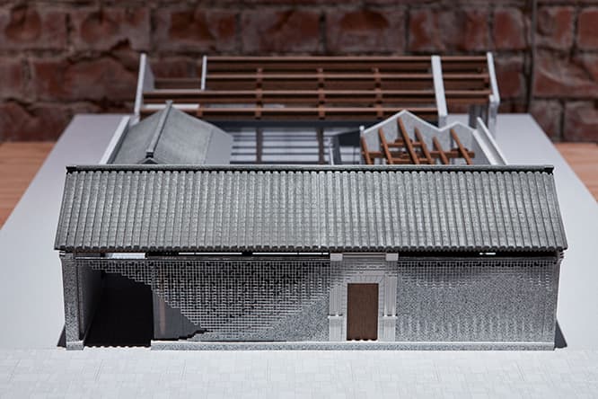 素材から隈研吾の建築をひもとく個展がスタート！