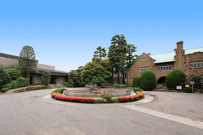 4月28日〜5月6日の11時〜16時30分、〈静嘉堂文庫美術館〉前庭では二子玉川の地ビールとフードやスイーツを楽しめるイベントを開催（雨天中止、5月1日休）。展示されている酒器とのマリアージュを頭の中で想像しながら味わおう。