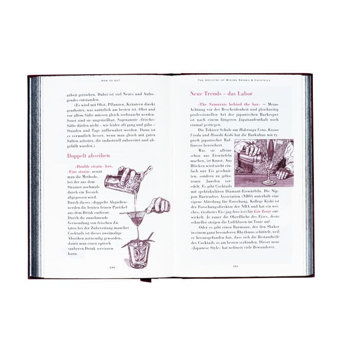 『Schumann’s Bar Book』 シューマンが1991年に刊行したカクテルブック。500点以上のカクテルレシピを収録。アートブックのようなデザインで、世界中のバーテンダーのバイブルに。写真はドイツ版。日本語版（河出書房新社／3,000円）もあり。