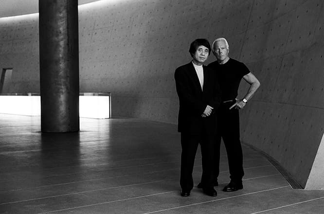 〈アルマーニ  /  テアトロ〉での安藤忠雄とジョルジオ・アルマーニ。