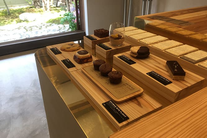 (c) Dandelion Chocolate Japan
