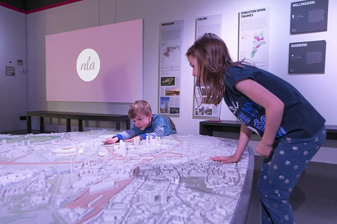 New London Architecture では、5歳以下限定のワークショップを開催。6月17日、24日。