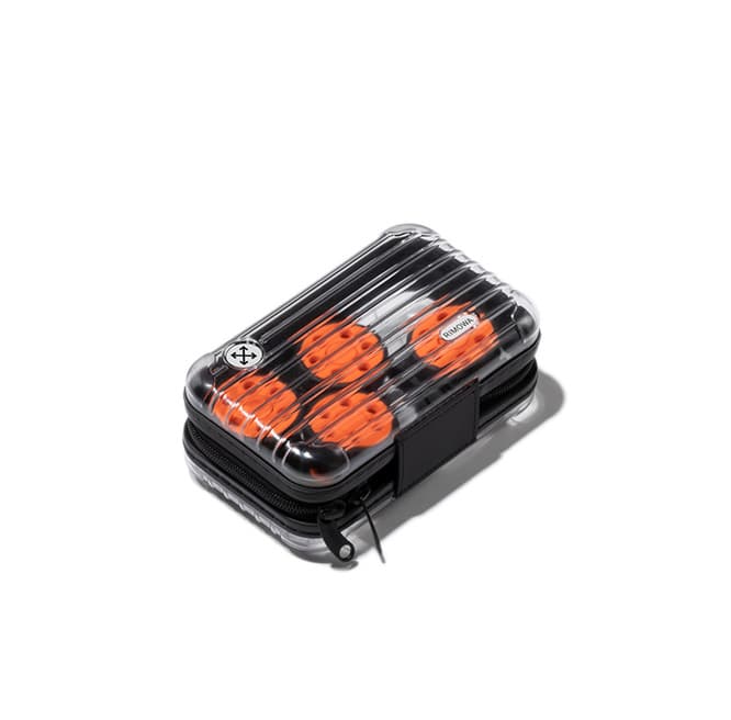 〈RIMOWA〉×〈OFF-WHITE〉話題の“透明スーツケース”限定発売！