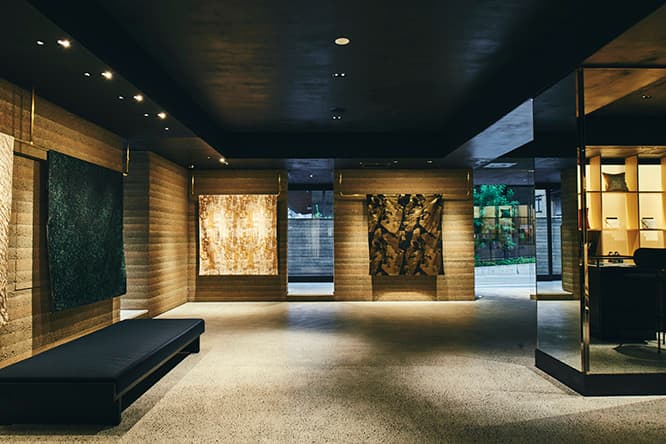 ラウンジやギャラリーも併設。〈HOSOO FLAGSHIP STORE〉がオープン。
