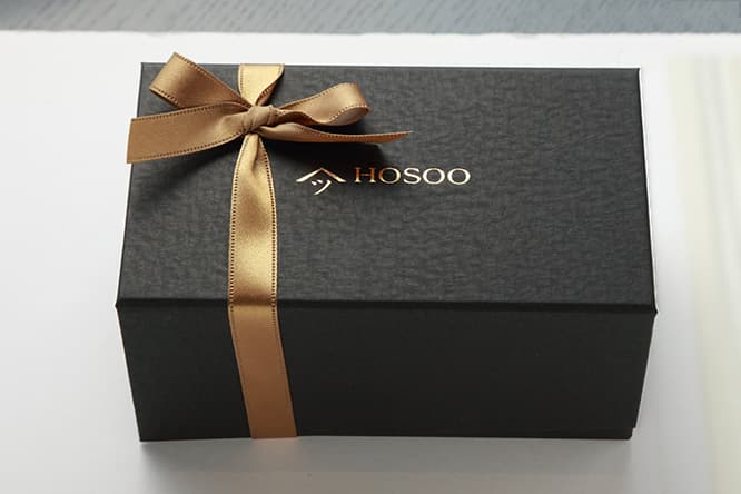 持ち帰りは3個入り1800円、6個入り3400円。発送可能。