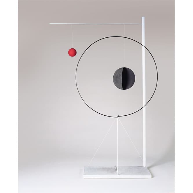 Alexander Calder Object with Red Ball, 1931 Photo Courtesy of: Calder Foundation, New York / Art Resource, New York&nbsp; (c) 2019 Calder Foundation, New York /Artists Rights Society (ARS), New York