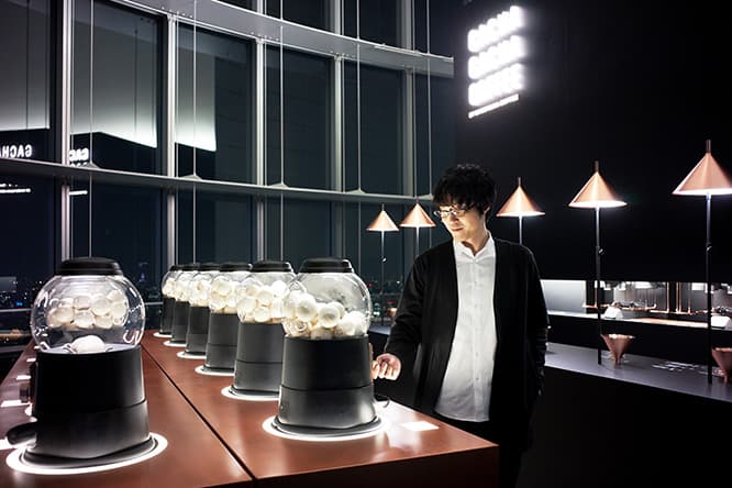 ガチャガチャの中身はコーヒー豆。