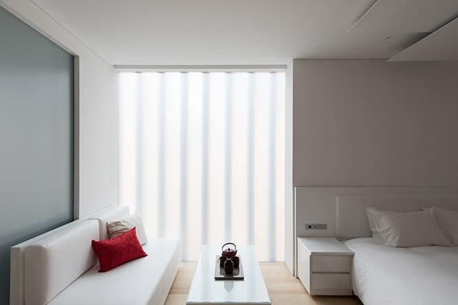 「Standard Room」一泊・朝食つき50,000円〜。