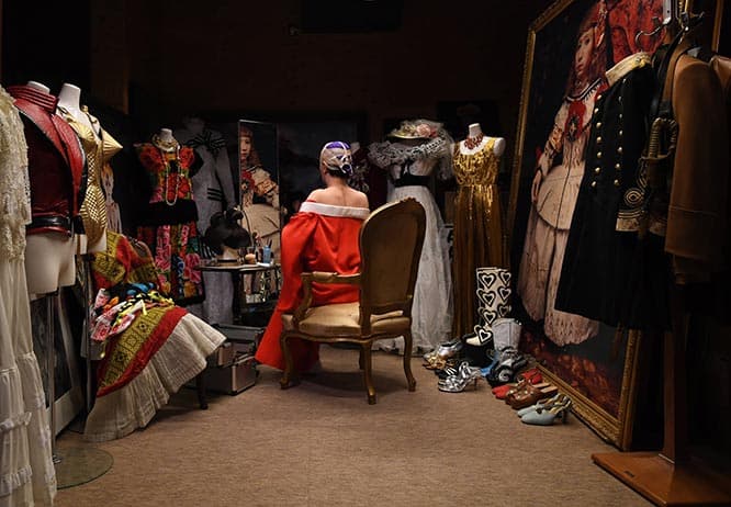 映像作品《エゴオブスクラ》より《2020（参考写真）》　 (c) Yasumasa Morimura