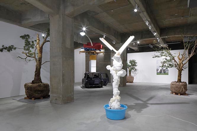 西野逹が天王洲をジャック!? 10年ぶりの個展開催中。