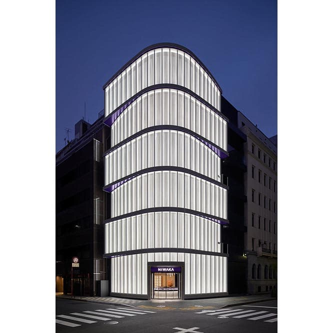 京都発祥のジュエラー〈NIWAKA〉の旗艦店が銀座にオープン！