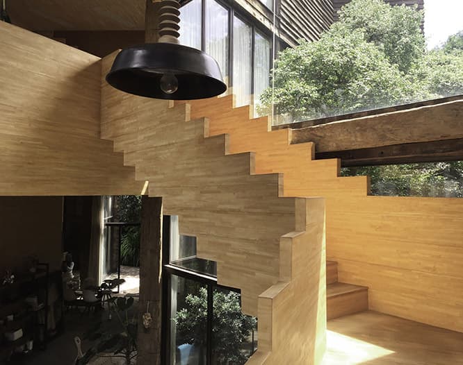インドネシアの建築家アディ・プルノモが手がけた〈Tanah Teduh #4〉2013 年 ©Adi Purnomo，Riichi Miyake