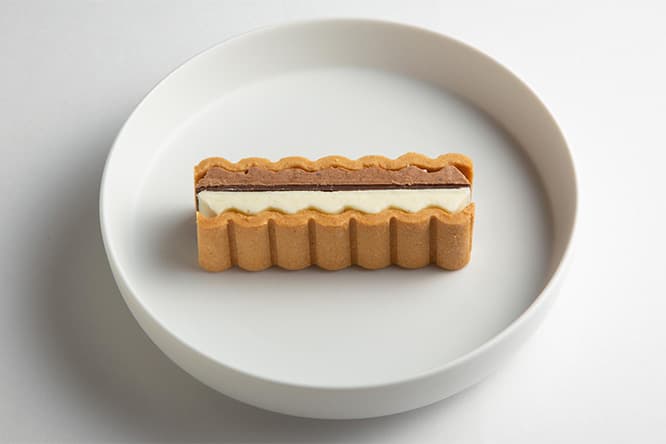 キャラメルのシャリシャリとした口当たりが楽しめる「プラリネ」。550円。