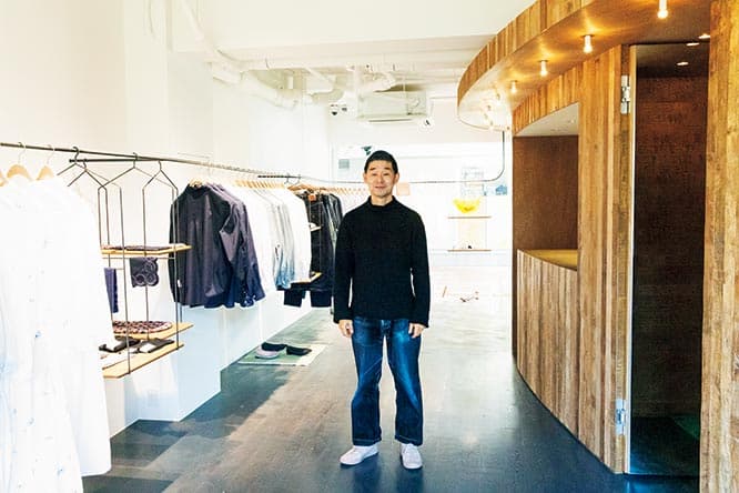 「料理に合う天然酵母のパンのような服です」皆川 明。