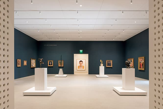 アメリカンアート、中国やヨーロッパのアートコレクションを誇る。