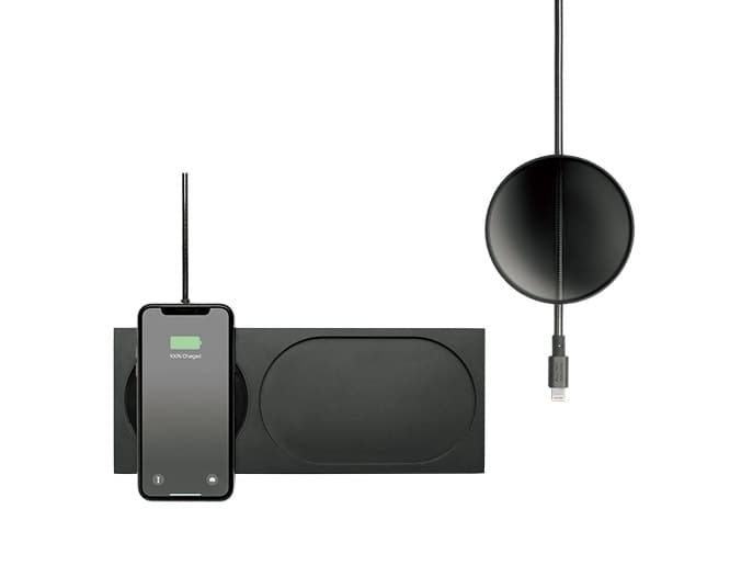  TOM DIXON X NATIVE UNION  トム・ディクソンとU.K.発モバイルアクセブランド、ネイティブユニオンとの限定コラボコレクション。ドームライトニングケーブル7,400円、ブロックワイヤレスチャージャー24,400円（UNBY PR TEL 03 6434 0709)。
