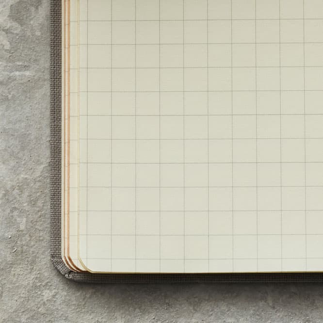《FIND NOTE HARD》は5mmの方眼罫。