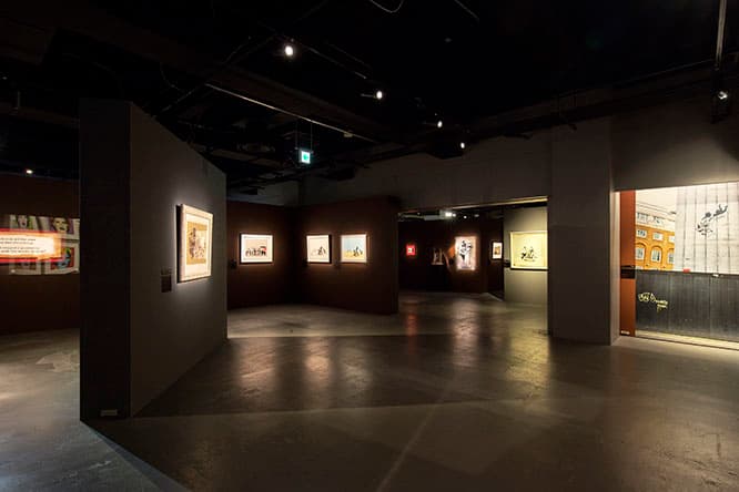 展示作品は70点以上。メインはスクリーンプリントだ。主催者は巡回展の招待状を毎回バンクシーサイドに送っているが、返答はないという。
