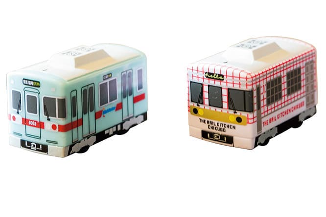 車内で販売するキーホルダー700円。