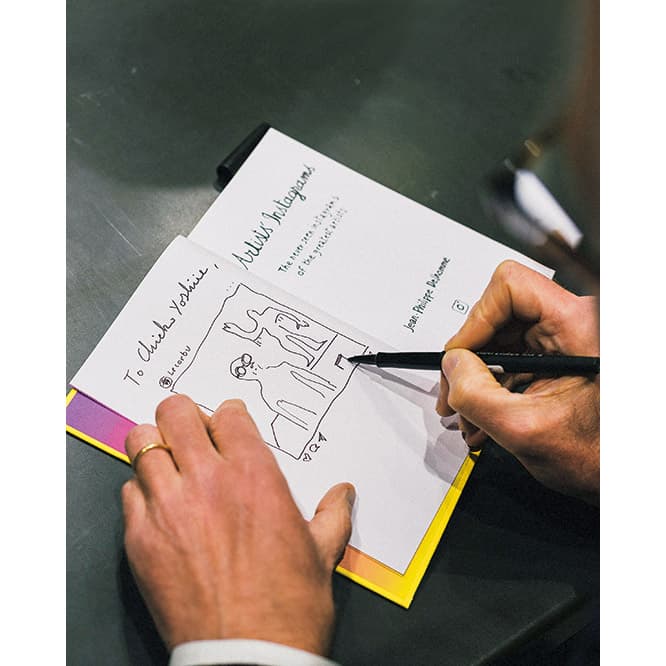 BOOKMARCでの新刊『Artistsʼ Instagrams』の発売記念サイン会で。"ル・コルビュジエによるポスト"のイラストを描くジャン＝フィリップ・デロームさん。