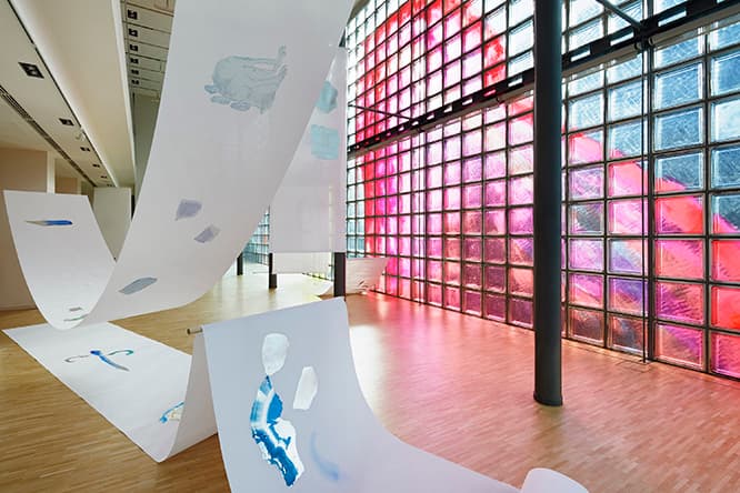 展示風景《方丈・ながれ》 2019　 (c) Nacása &amp; Partners Inc. / Courtesy of Fondation d'entreprise Hermès 