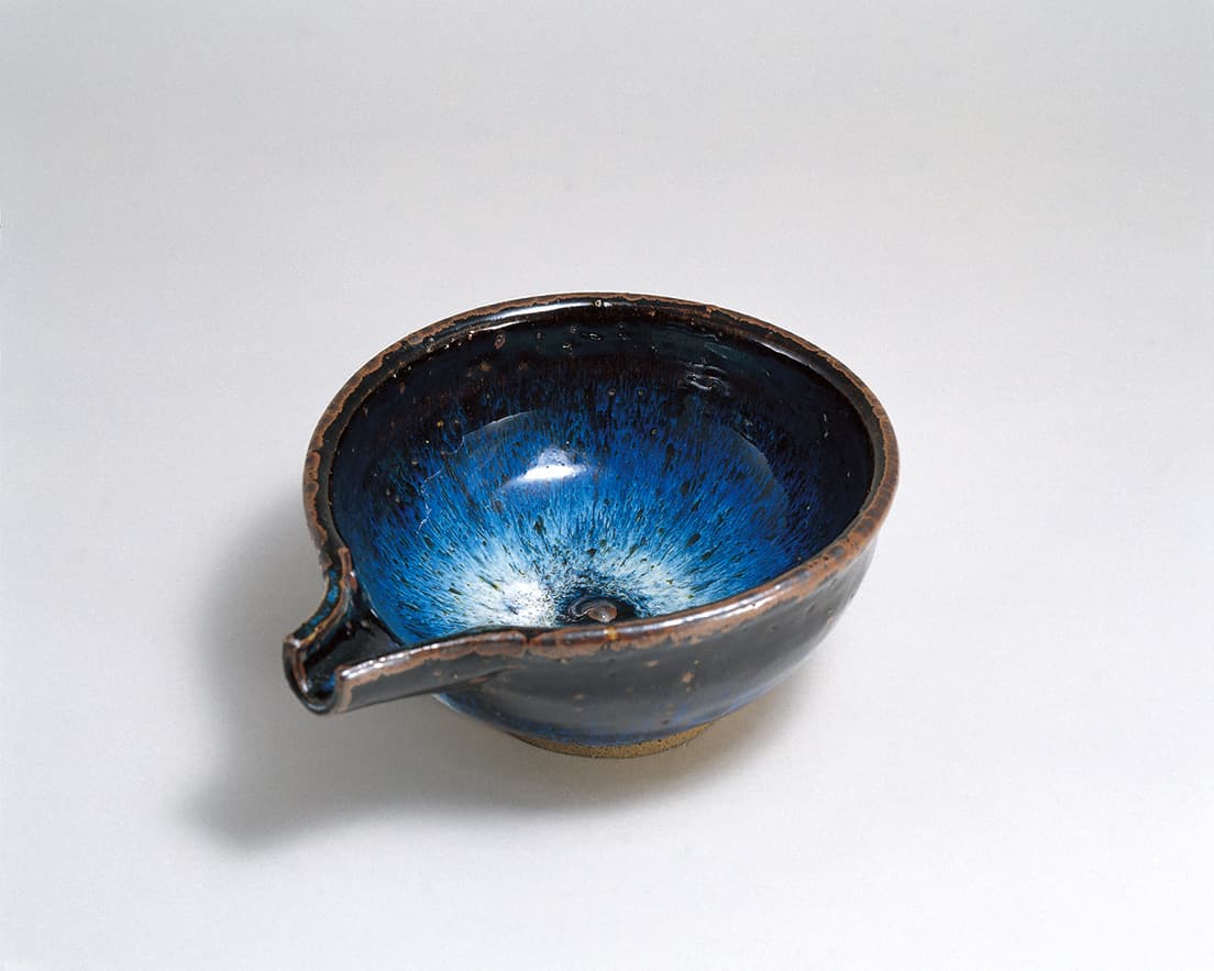 河井寬次郎《海鼠釉片口》（1933年頃）