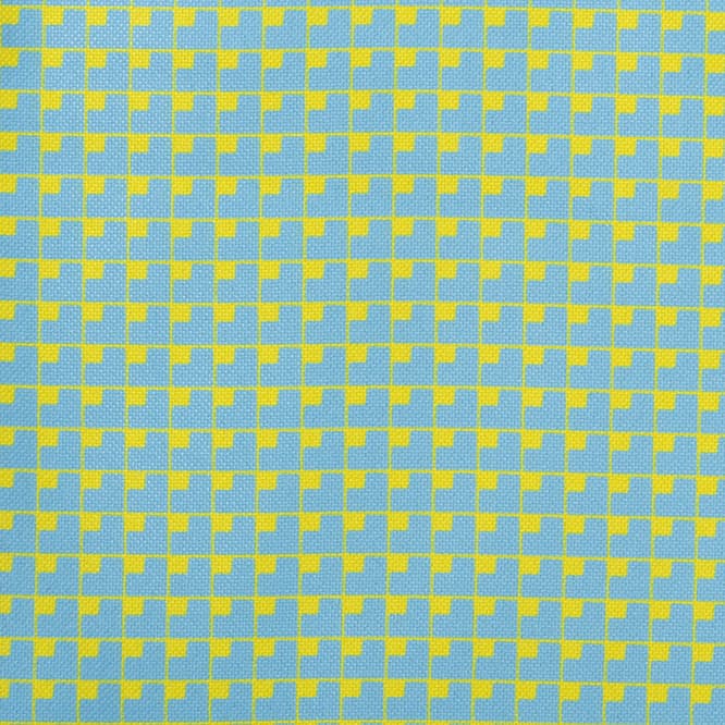 インテリアに味わい深いファブリックを。